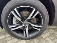 57533260-volvo-xc40-1-5-t5-recharge-r-design-stoelverwarming-achteruitrijcamera-applecarplay-2020