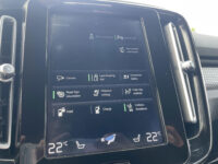 57533260-volvo-xc40-1-5-t5-recharge-r-design-stoelverwarming-achteruitrijcamera-applecarplay-2020