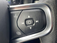 57533260-volvo-xc40-1-5-t5-recharge-r-design-stoelverwarming-achteruitrijcamera-applecarplay-2020