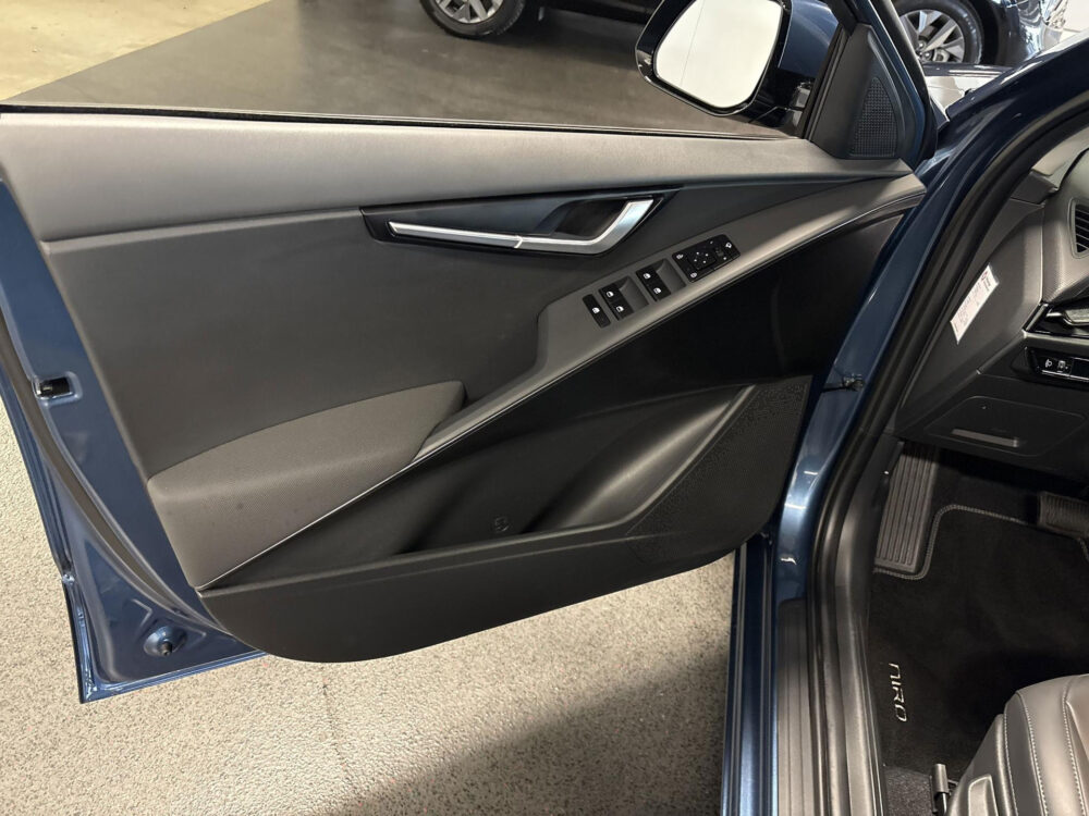 57554296-kia-niro-1-6-gdi-hybrid-dynamicline-half-leder-adaptieve-cruise-2026