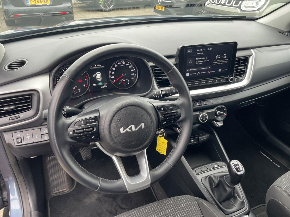 57670090-kia-stonic-1-0-t-gdi-mhev-dynamicline-trekhaak-cruise-carplay-2023