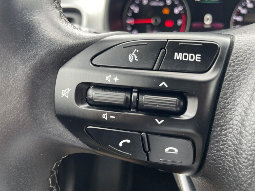 57670090-kia-stonic-1-0-t-gdi-mhev-dynamicline-trekhaak-cruise-carplay-2023