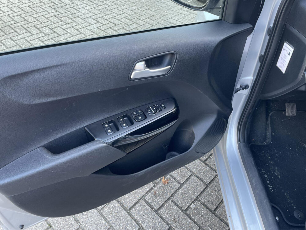 57675552-kia-picanto-1-0-mpi-dynamicplusline-navigatie-carplay-achteruitrijcamera-2020